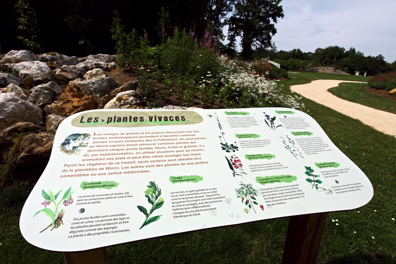 Le jardin préhistorique de la grotte de Villars