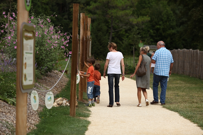 Le jardin préhistorique de la grotte de Villars, Villars - photo 2