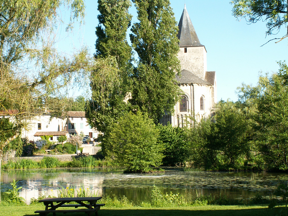 Église Saint-Jean-Baptiste, Jazeneuil - photo 4