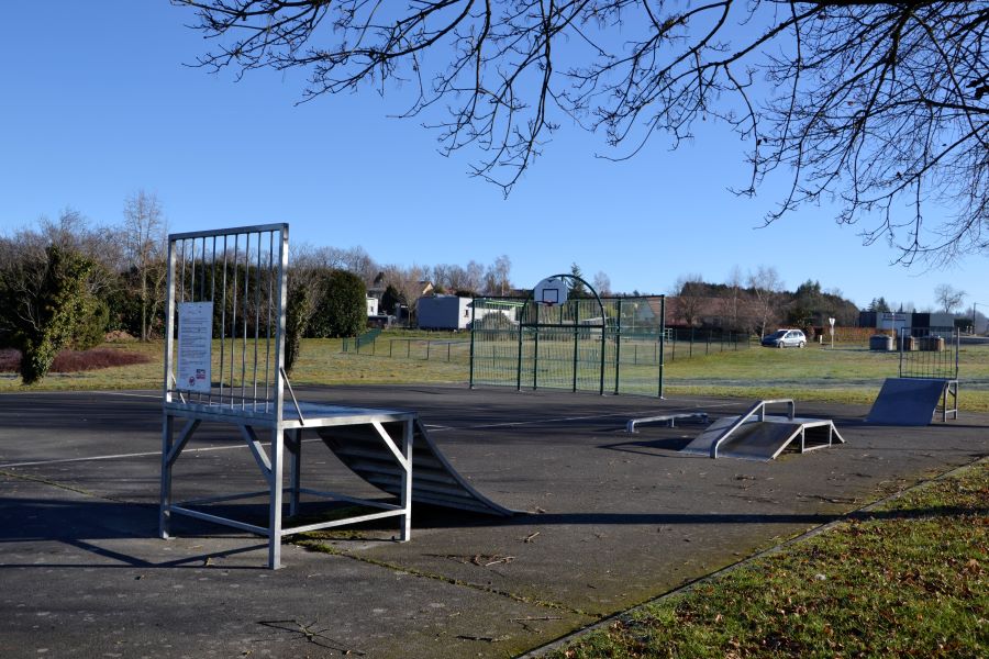 Aires de Jeux et terrain multisport Jumilhac le Grand, Jumilhac-le-Grand
