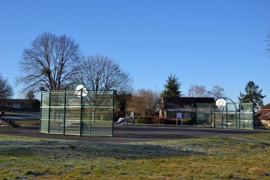 Aires de Jeux et terrain multisport Jumilhac le Grand, Jumilhac-le-Grand - photo 3