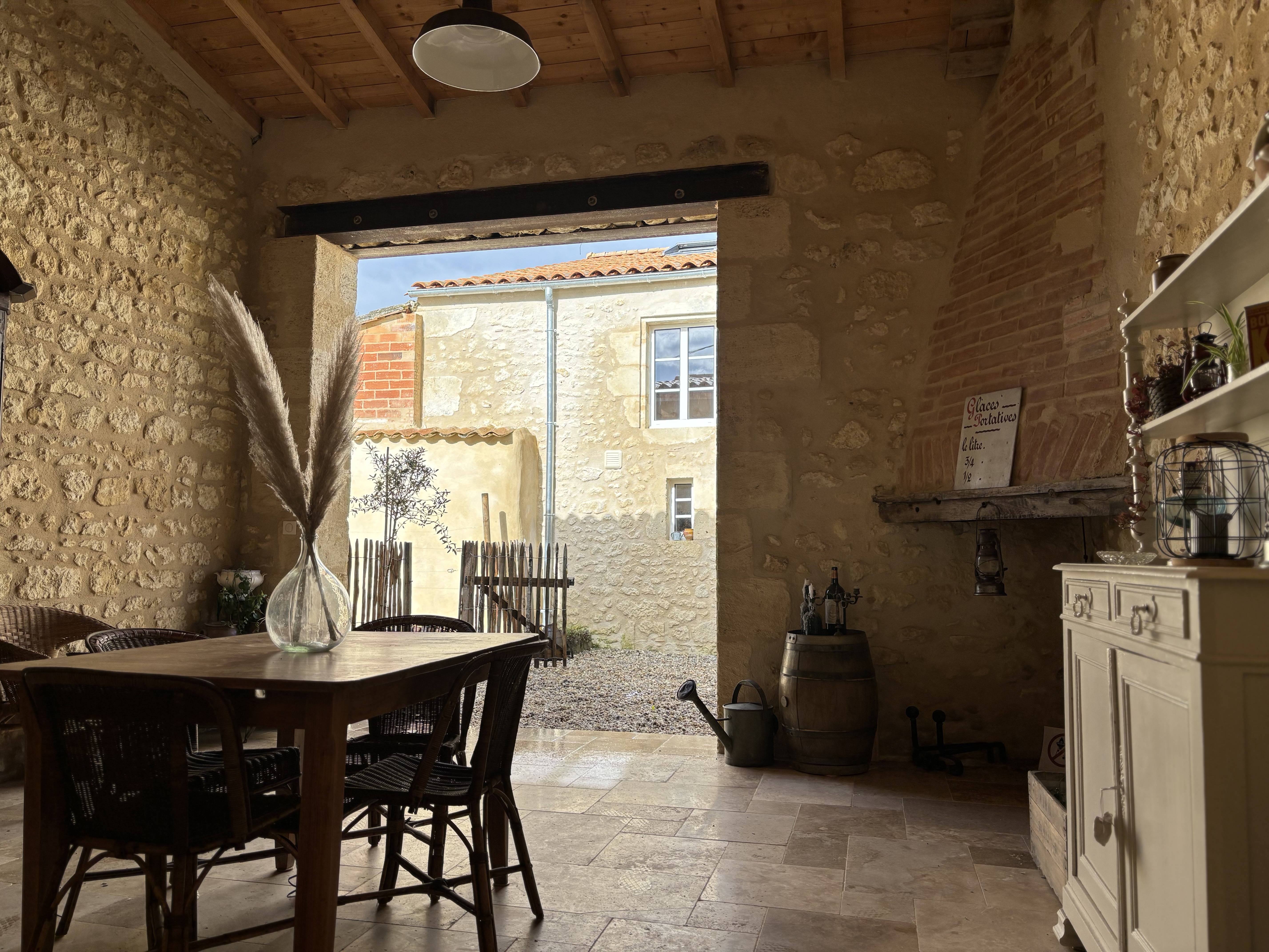 La Fon du Berger : l'ancien chai, Saint-Sauveur - photo 14