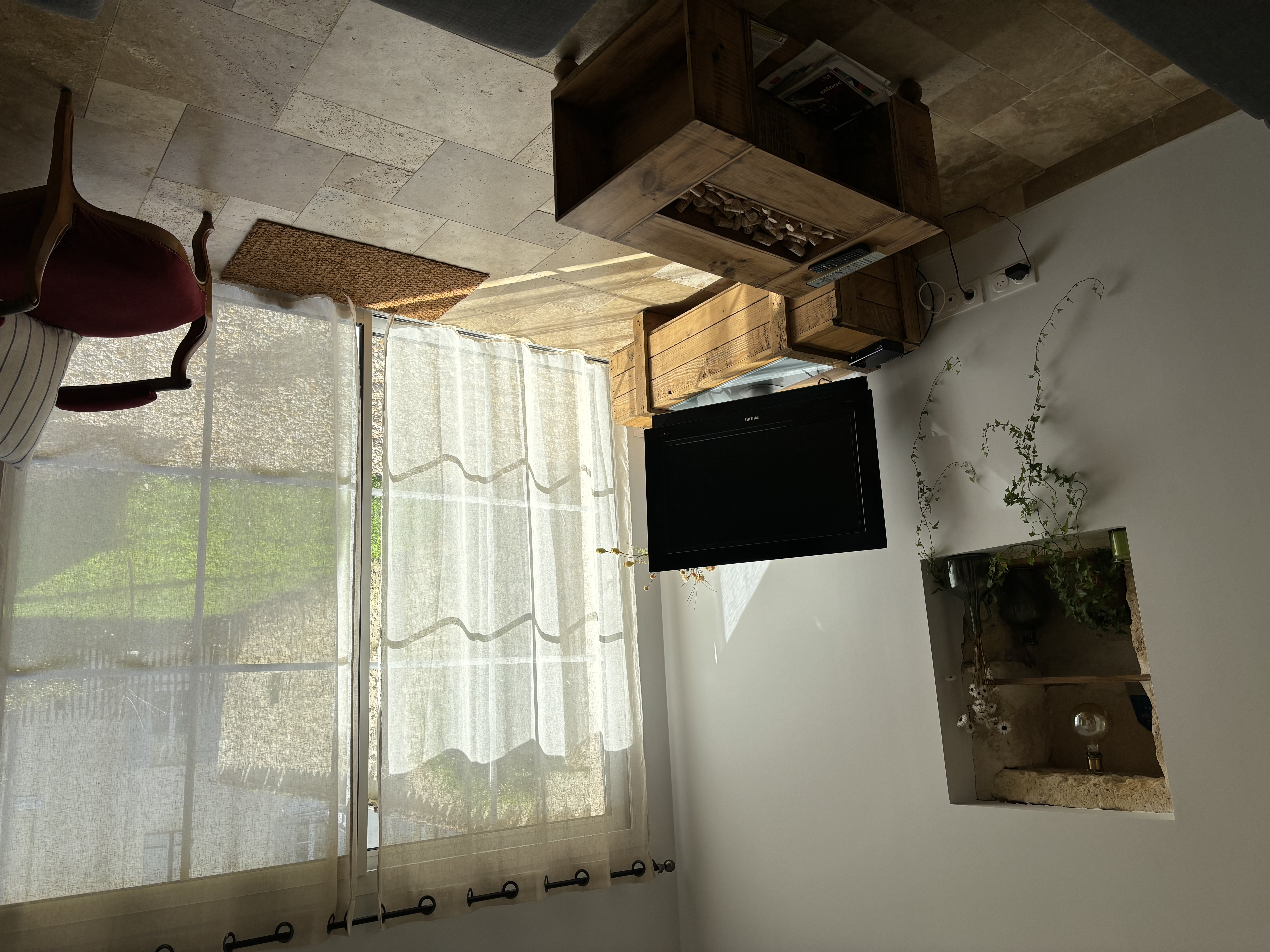 La Fon du Berger : l'ancien chai, Saint-Sauveur - photo 8