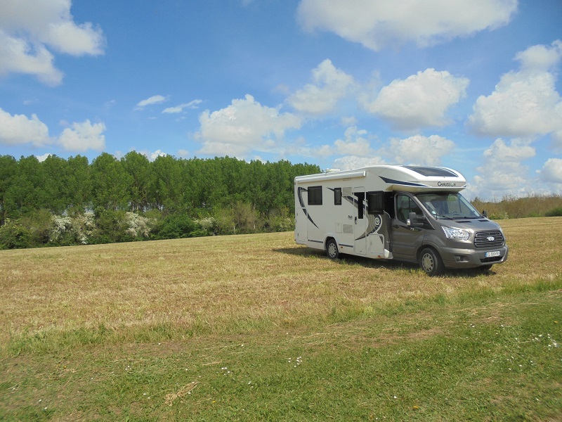 Aire de camping-cars chez l'habitant - photo 2