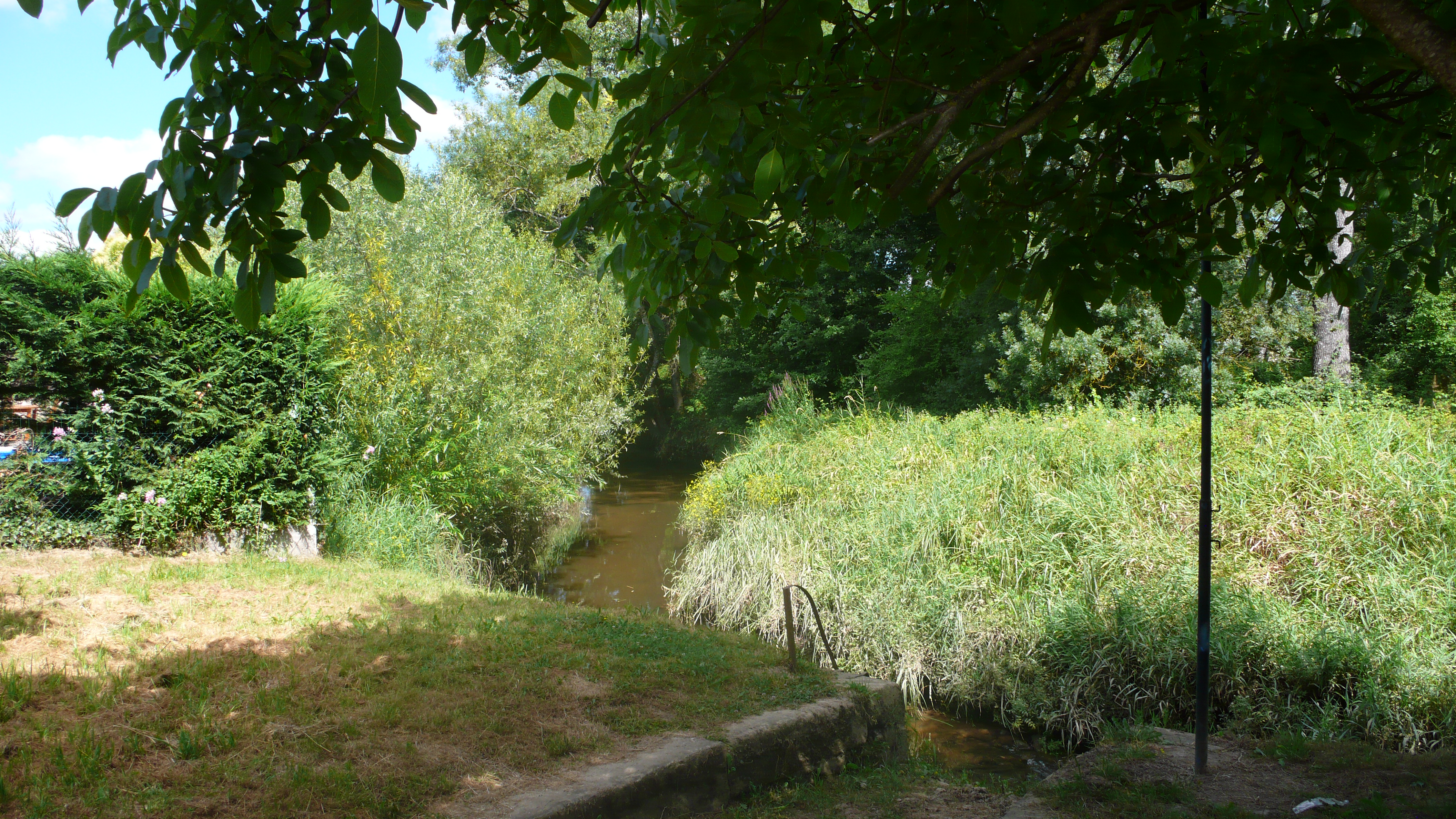 Lavoir de Castres-Gironde, Castres-Gironde