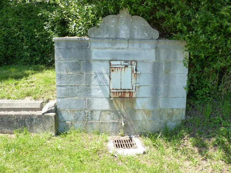 Lavoir-fontaine