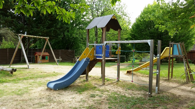 Flower Camping Les Nauves