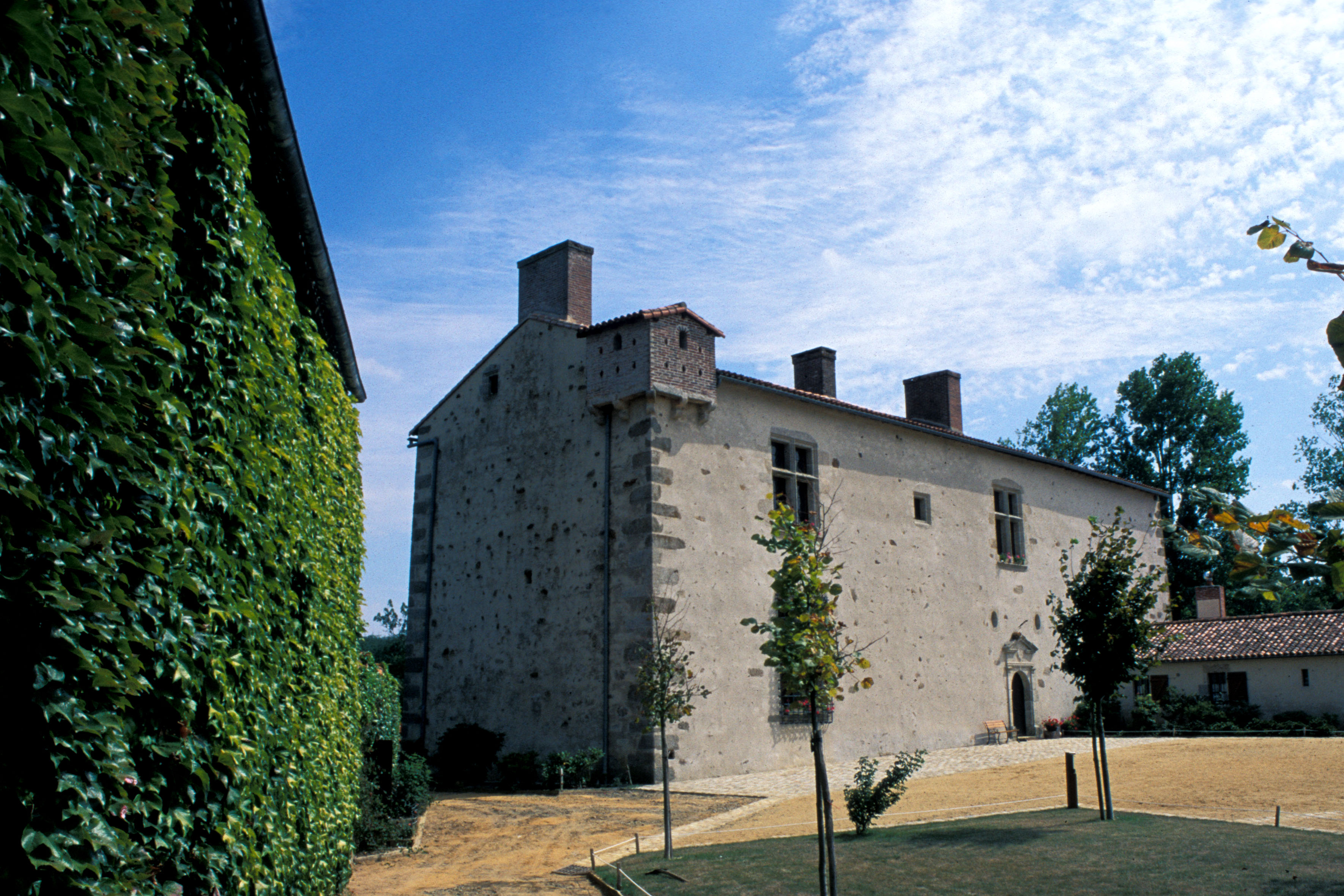 Logis du Vieux Deffend, Montravers - photo 3