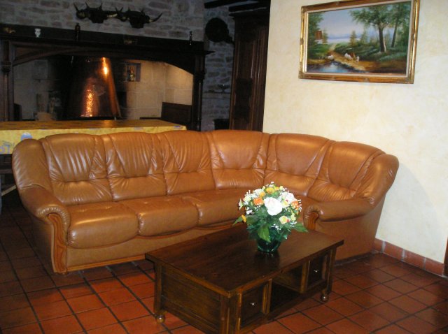 L'Oustal, Saint-Bonnet-les-Tours-de-Merle