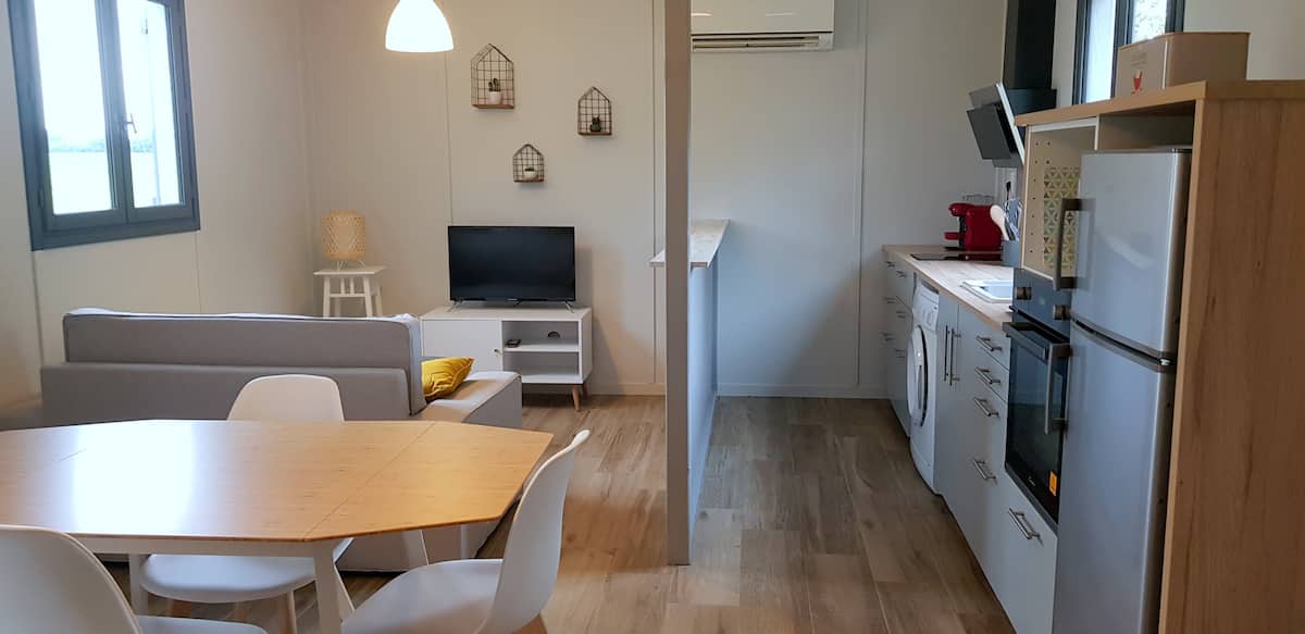 La Petite Maison dans la prairie, Monbalen - photo 10