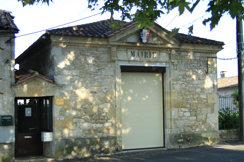 Mairie de Saint-Quentin-de-Caplong