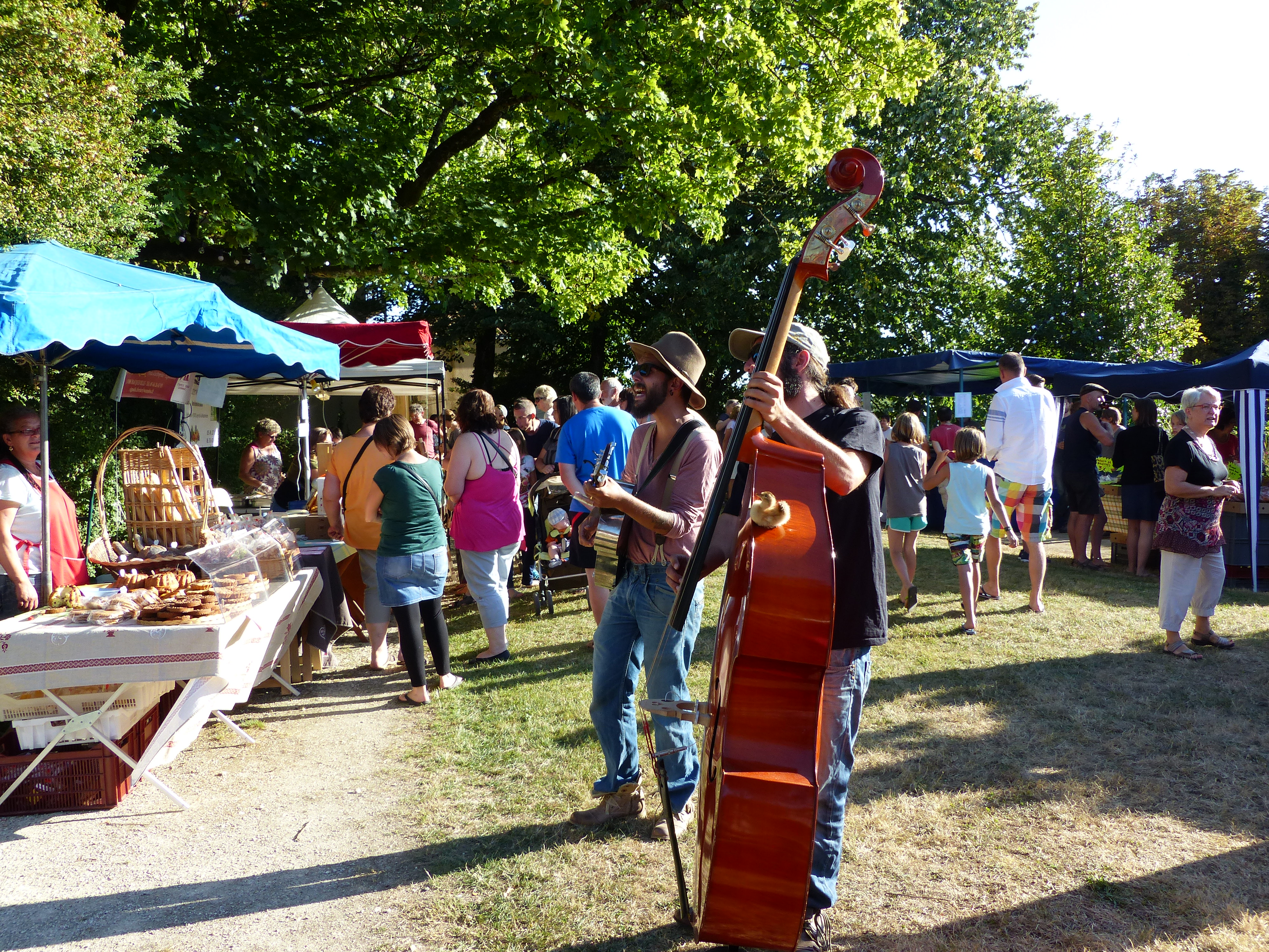 Marché fermier avec le Plancher des Valses