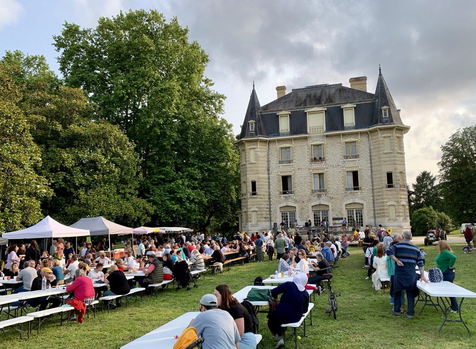 Marché Gourmand au Domaine Chavat