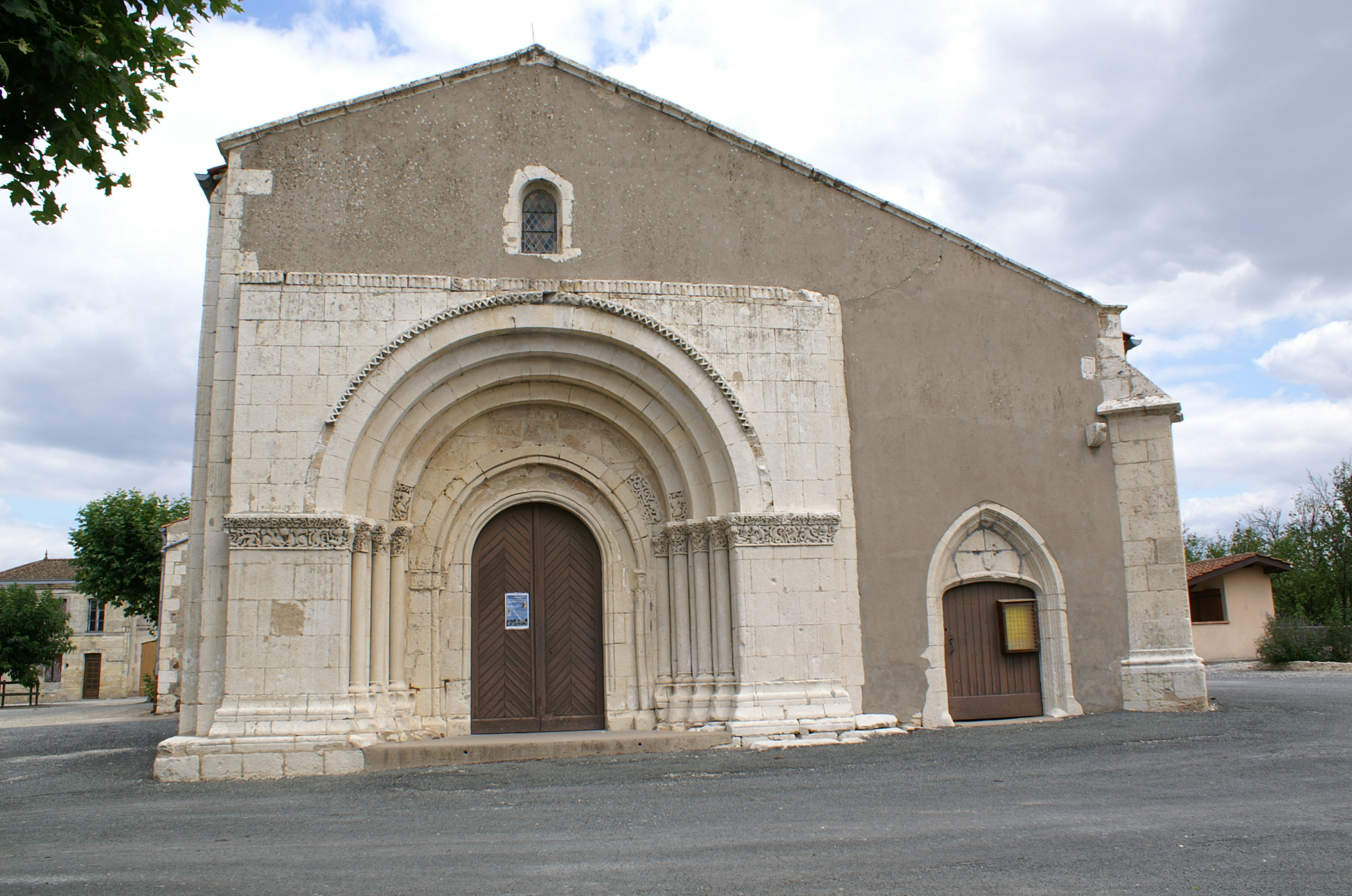 Eglise Saint-Vincent de Marcillac, Val-de-Livenne - photo 3