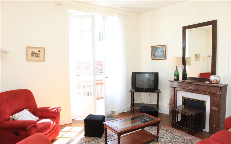 Agence ACOTZARRA - 675