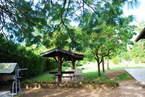 Le Prieuré XIe siècle, Bonnes