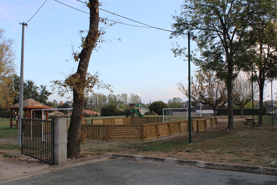 Parc de jeux pour enfants, Miramont-de-Guyenne - photo 10