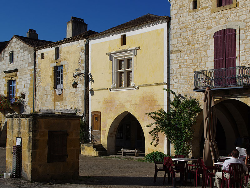 Circuit découverte de Monpazier. Plus beaux villages de France, Monpazier