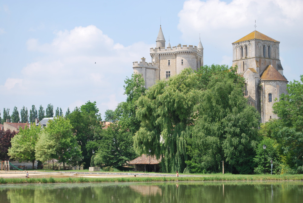Église Notre-Dame de Morthemer, Valdivienne