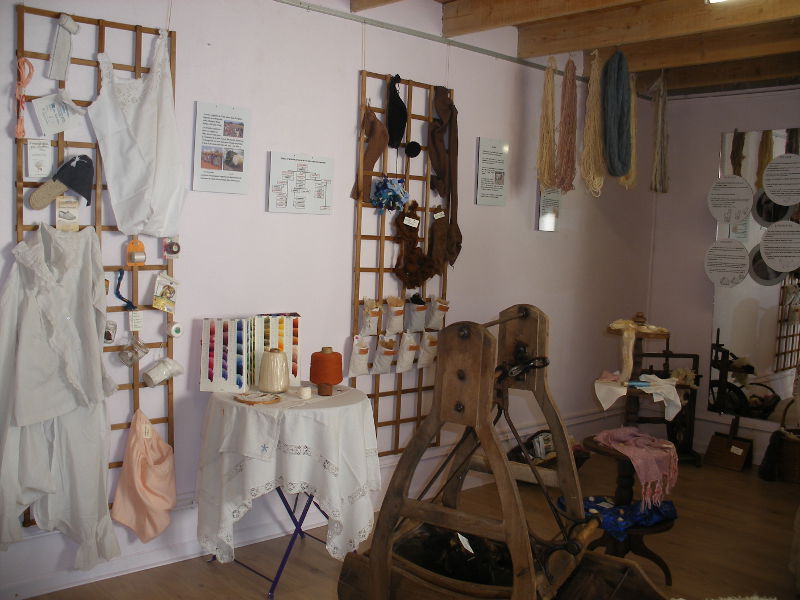 Musée des fibres et textiles et vie de la fermière, La Sauvetat-de-Savères - photo 7