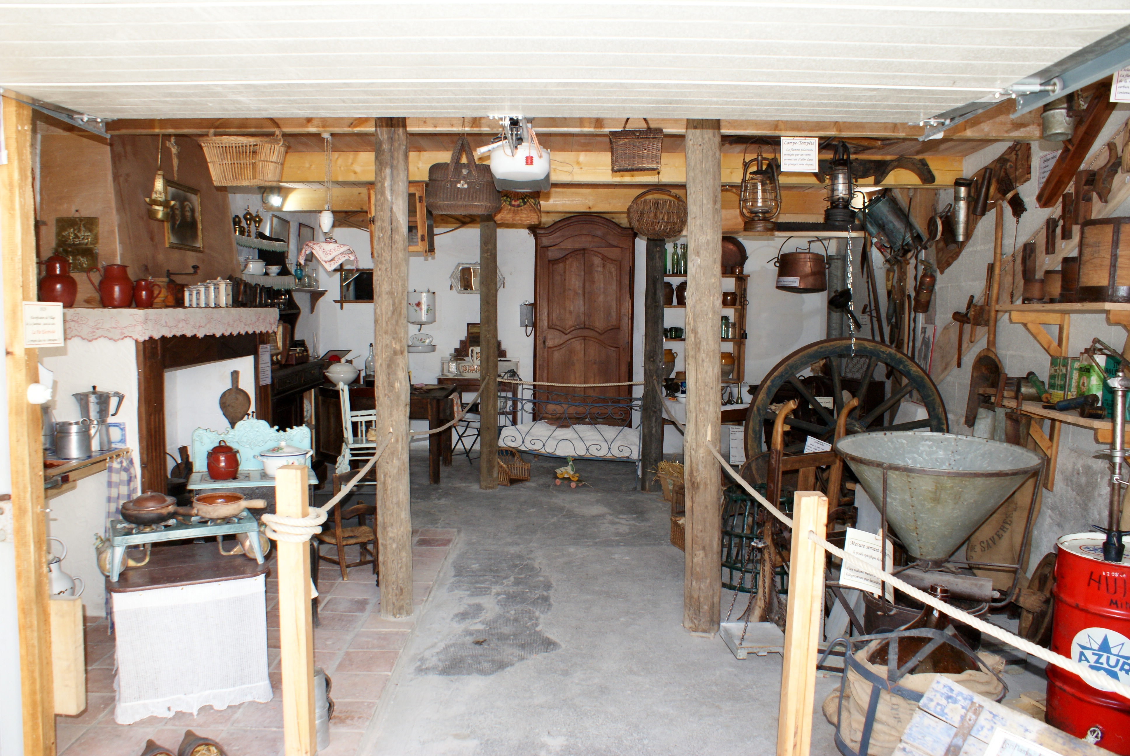 Musée des fibres et textiles et vie de la fermière, La Sauvetat-de-Savères