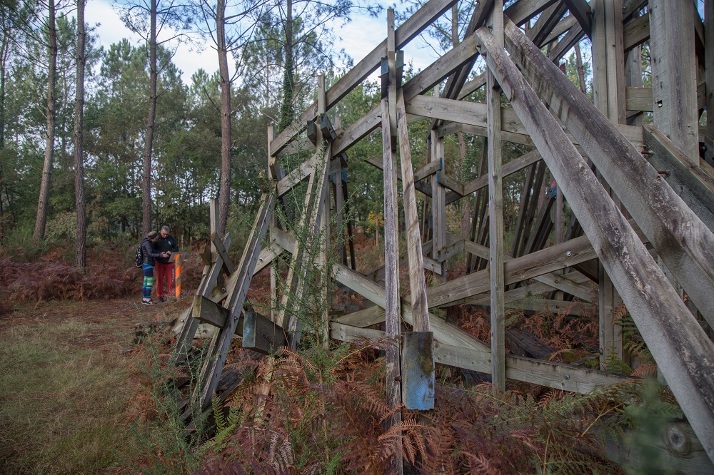 La Forêt d'Art Contemporain : le Lit Transcendental, oeuvre n°00, Garein - photo 4