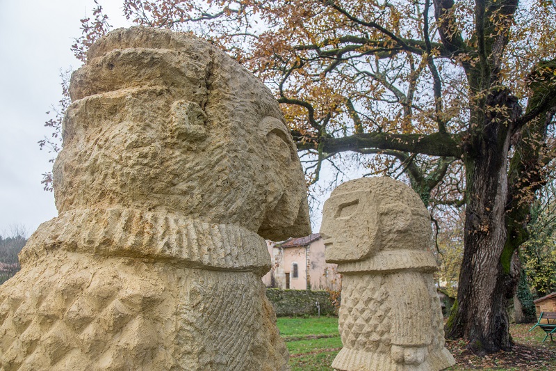 La Forêt d'Art Contemporain : Saint Georges et son dragon de compagnie, œuvre n°22, Bélis - photo 5