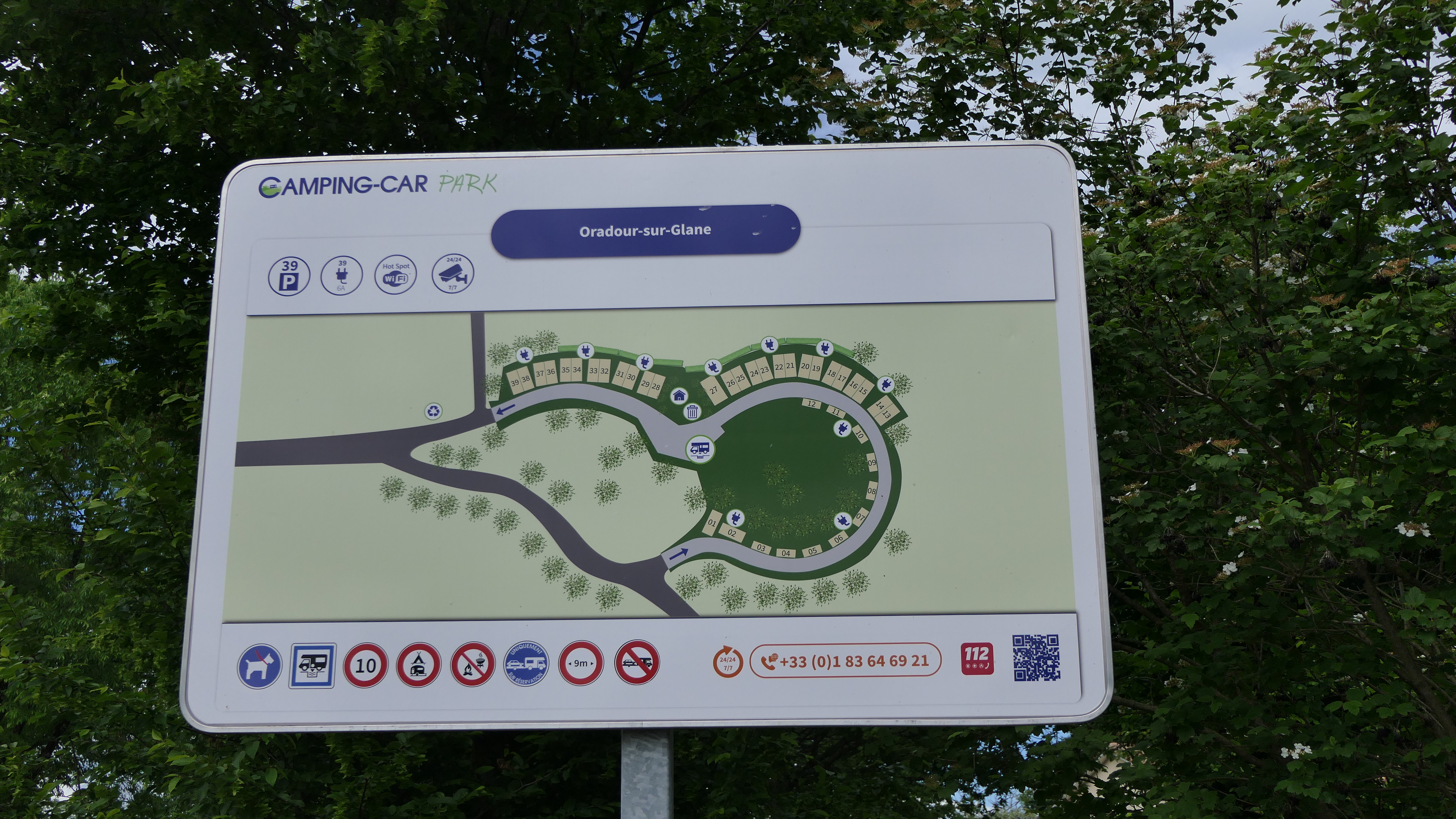 Aire d'accueil camping-car d'Oradour-sur-Glane, Oradour-sur-Glane - photo 7