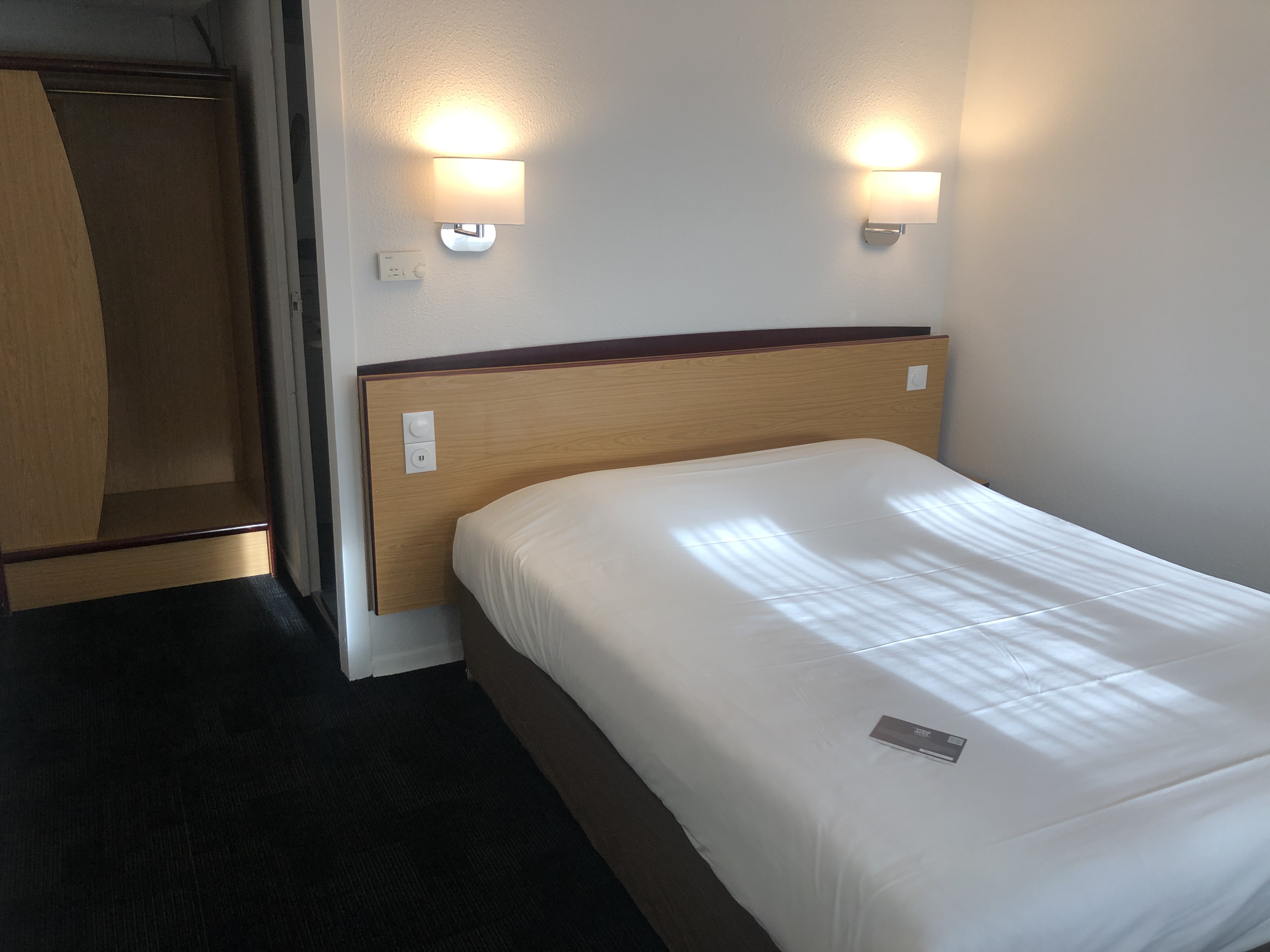 Hôtel Kyriad Niort-La Crèche - photo 2