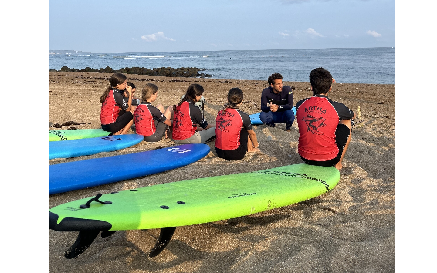 Artha Surf Club