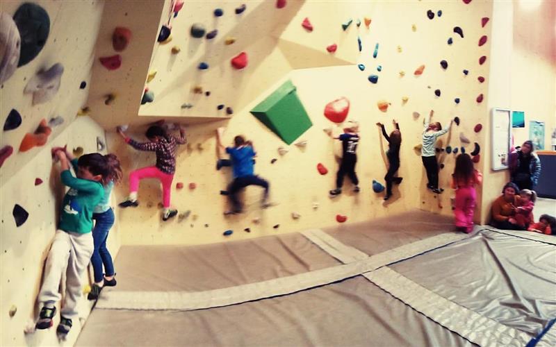 Pan d'escalade intérieur