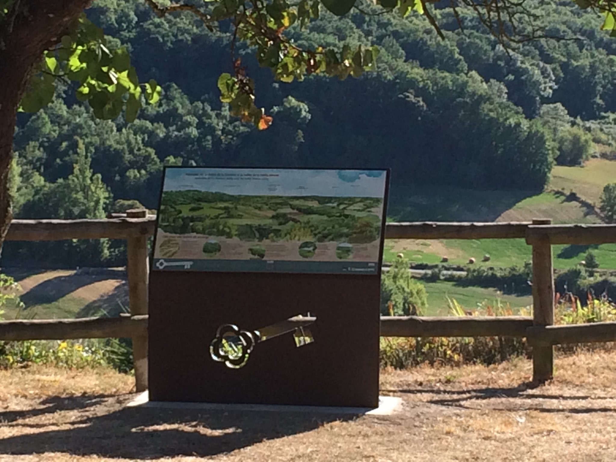 Sentier pédagogique et ludique : boucle Beauville / Lacalquetie