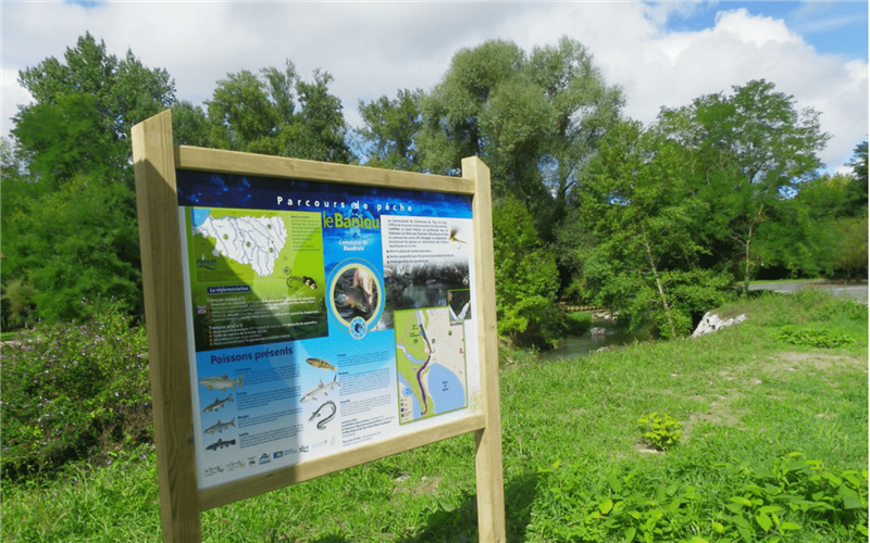 Ponton de pêche du Baniou