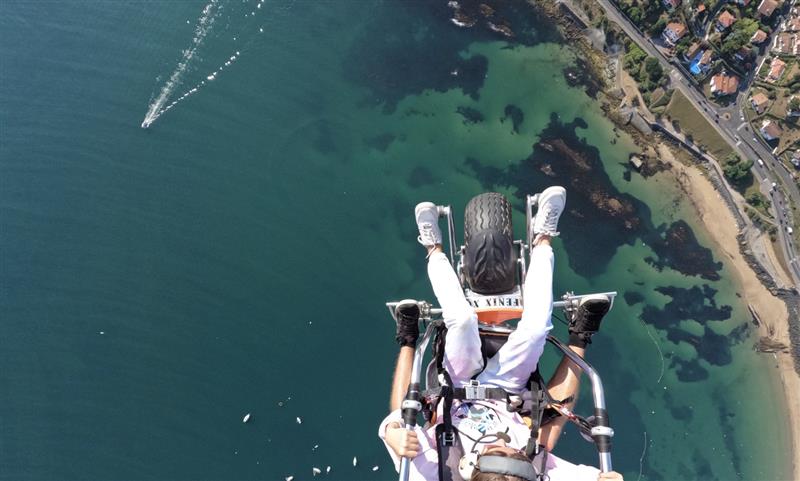 Paramoteur 64