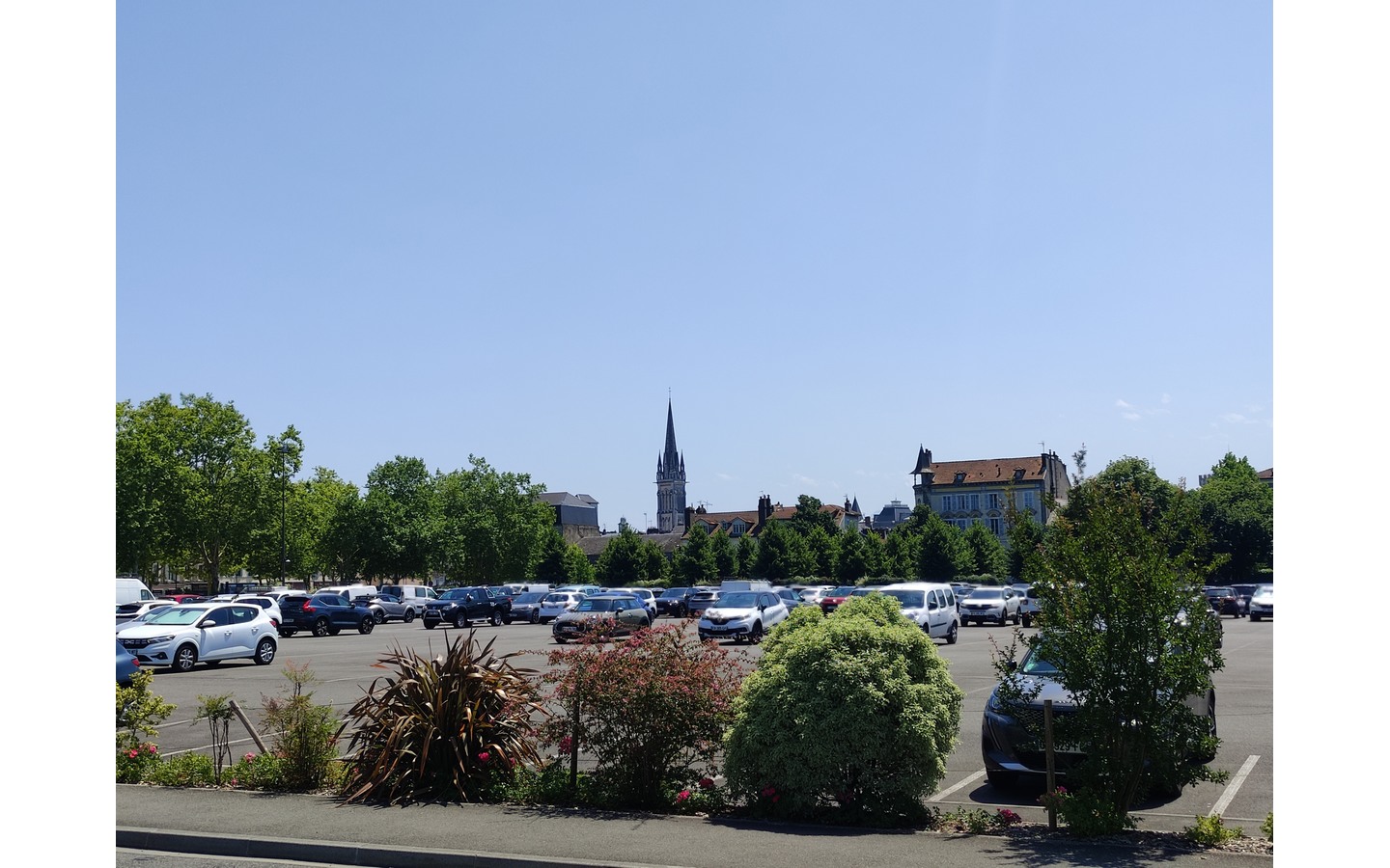 Parking Place de Verdun — photo 3