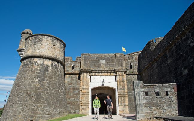 De Navarrenx à Aroue, Navarrenx