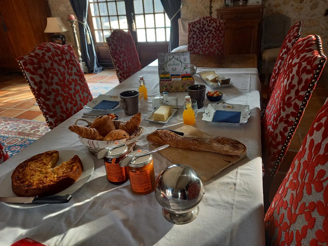 Les Taloches : Chambre La Grange, Tourtoirac - photo 2