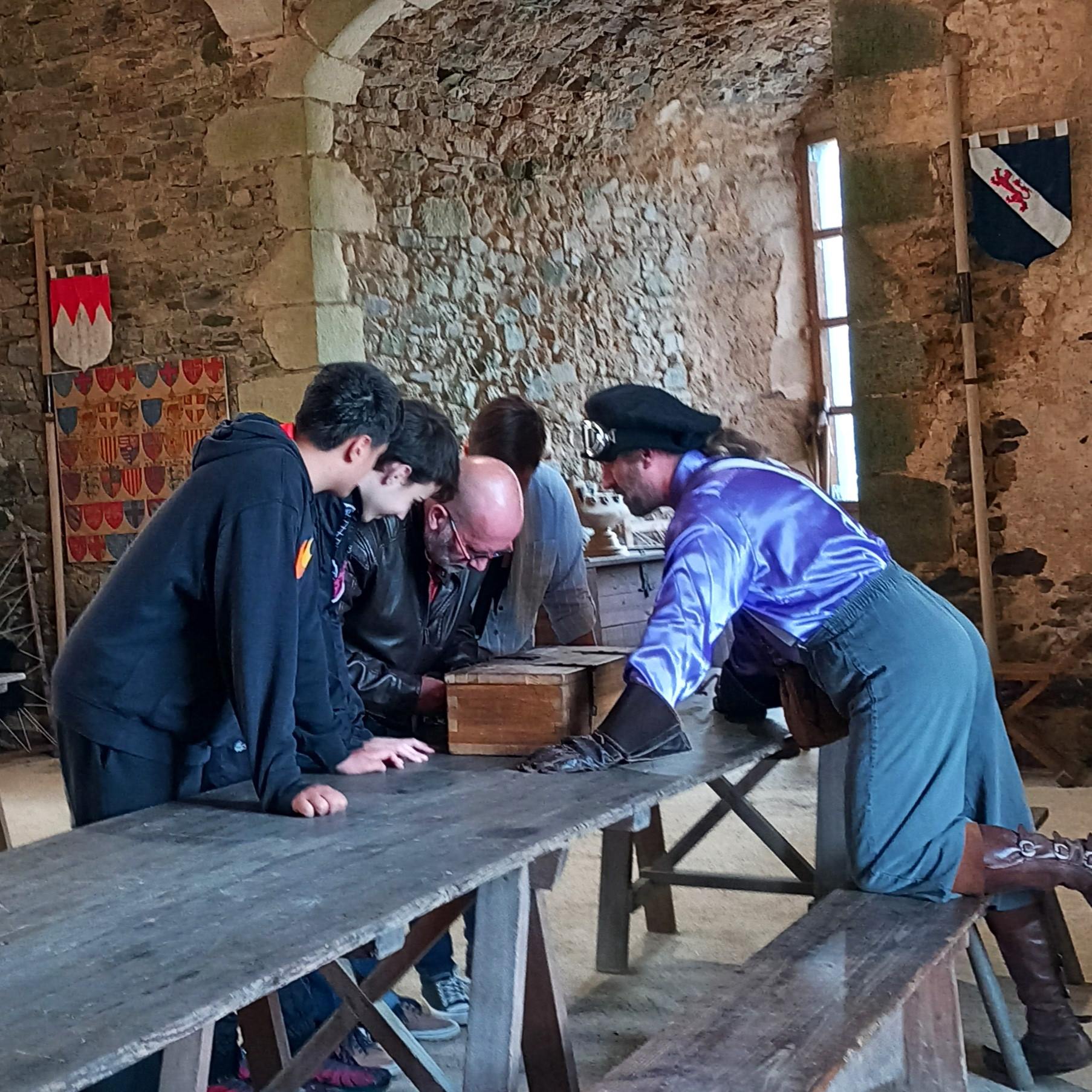 Château de Saint Mesmin - Escape game: Captifs du temps, Saint-André-sur-Sèvre