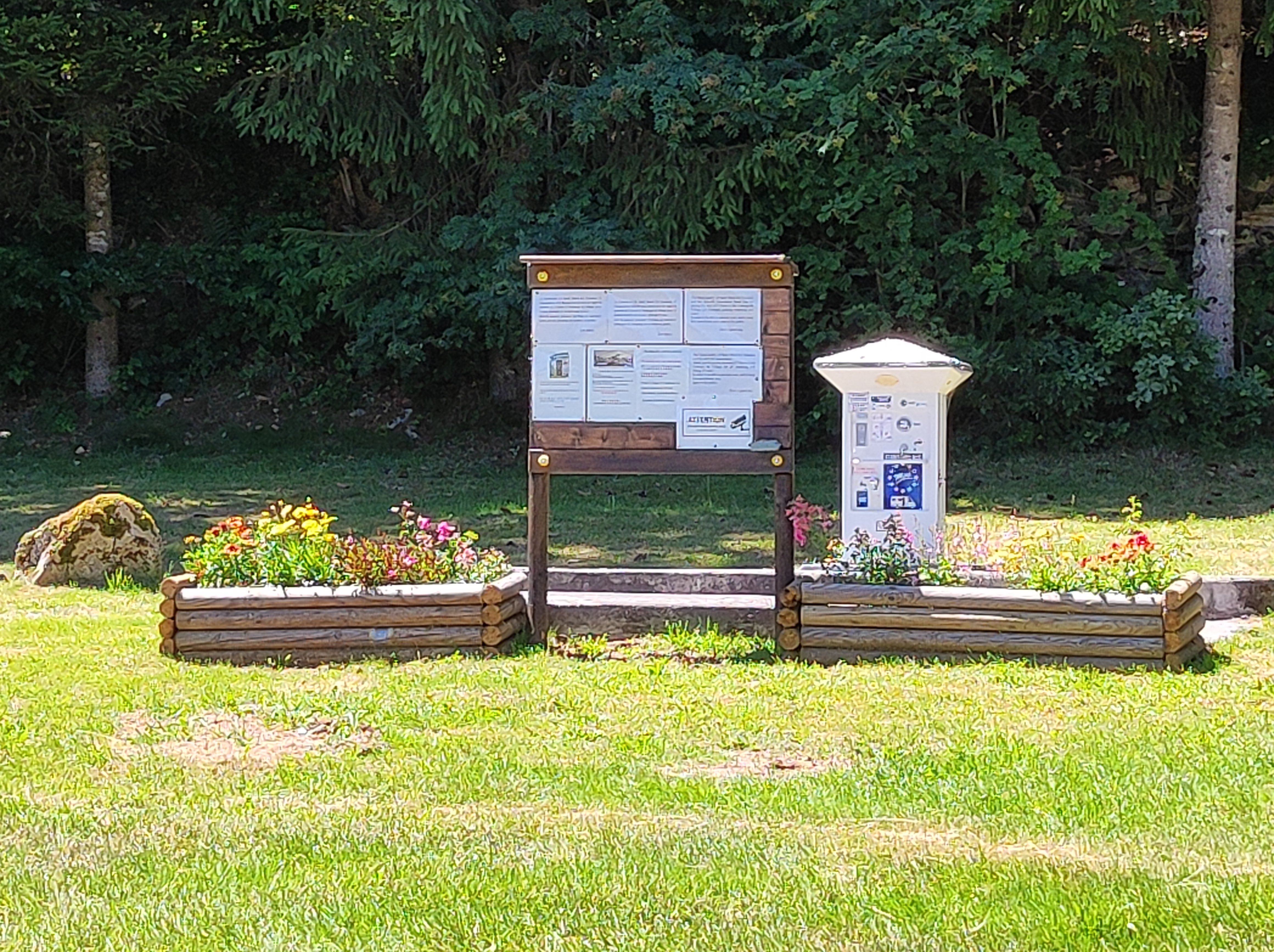 Aire d'accueil de camping-cars de Saint Merd les Oussines - photo 4