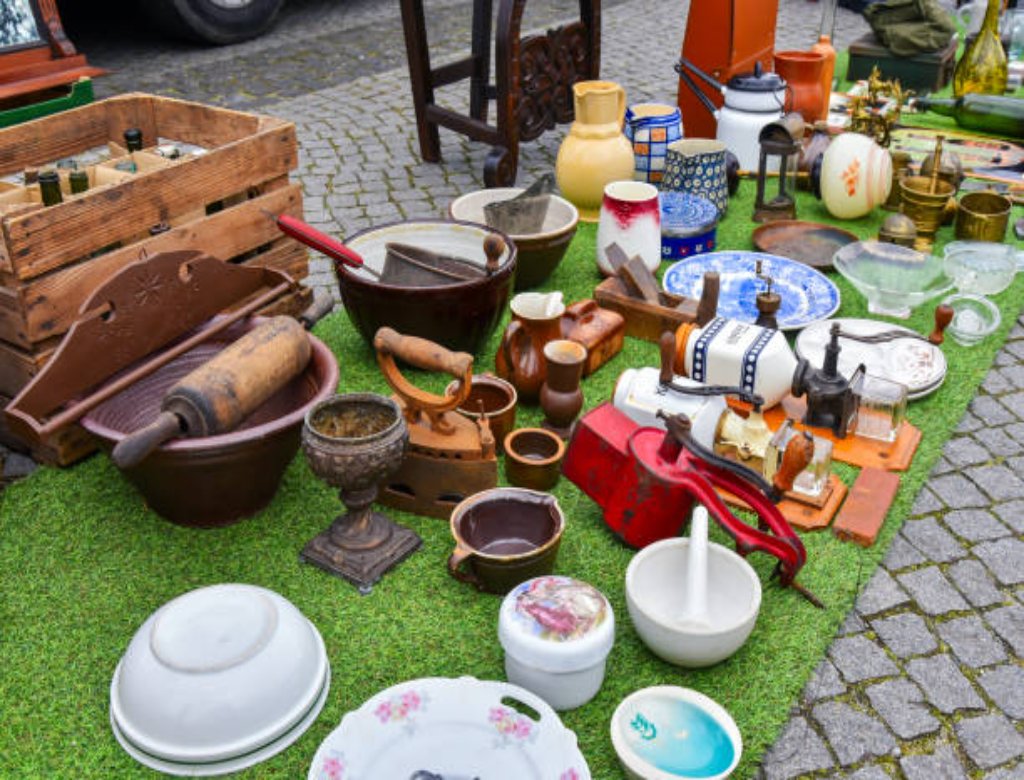 Bric à Brac au profit de vieux chevaux