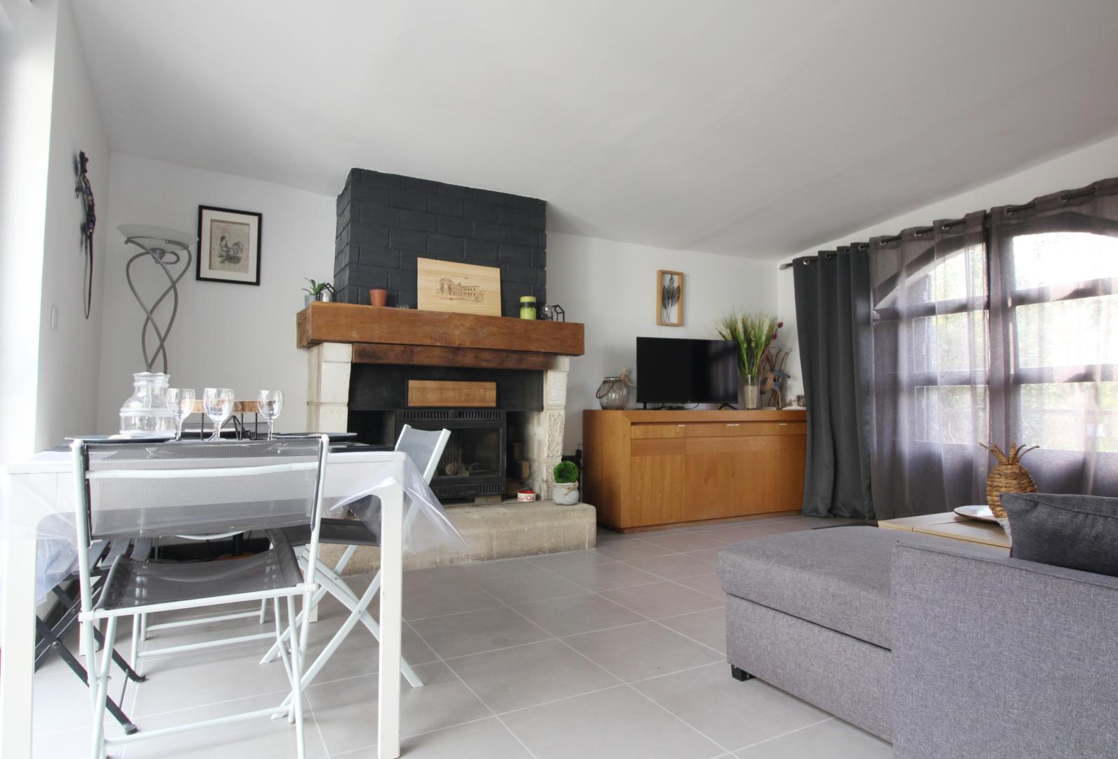 Maisonnette de bord de rivière avec ponton, Saint-Médard-de-Guizières - photo 10