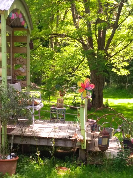 Graines de Nature - La roulotte, vagabonder sous le tilleul