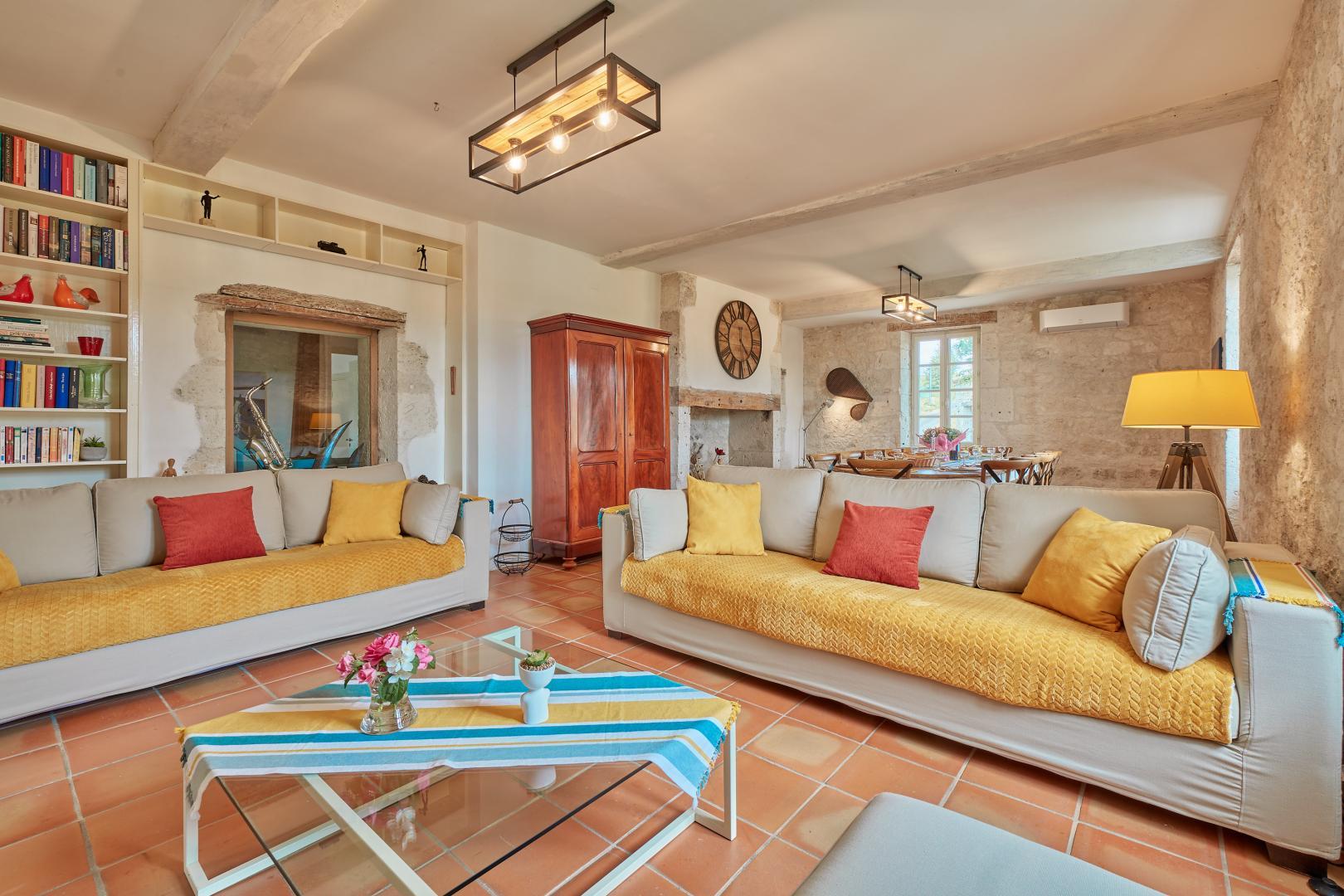 Chez Connie, Saint-Maurin