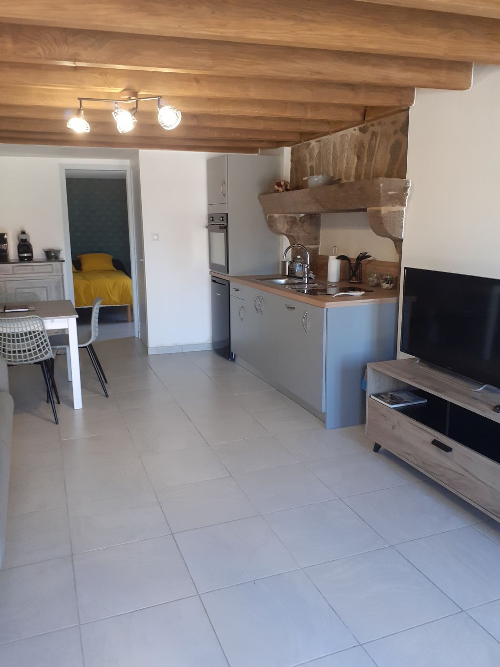 Chez Roger, Le Donzeil - photo 12