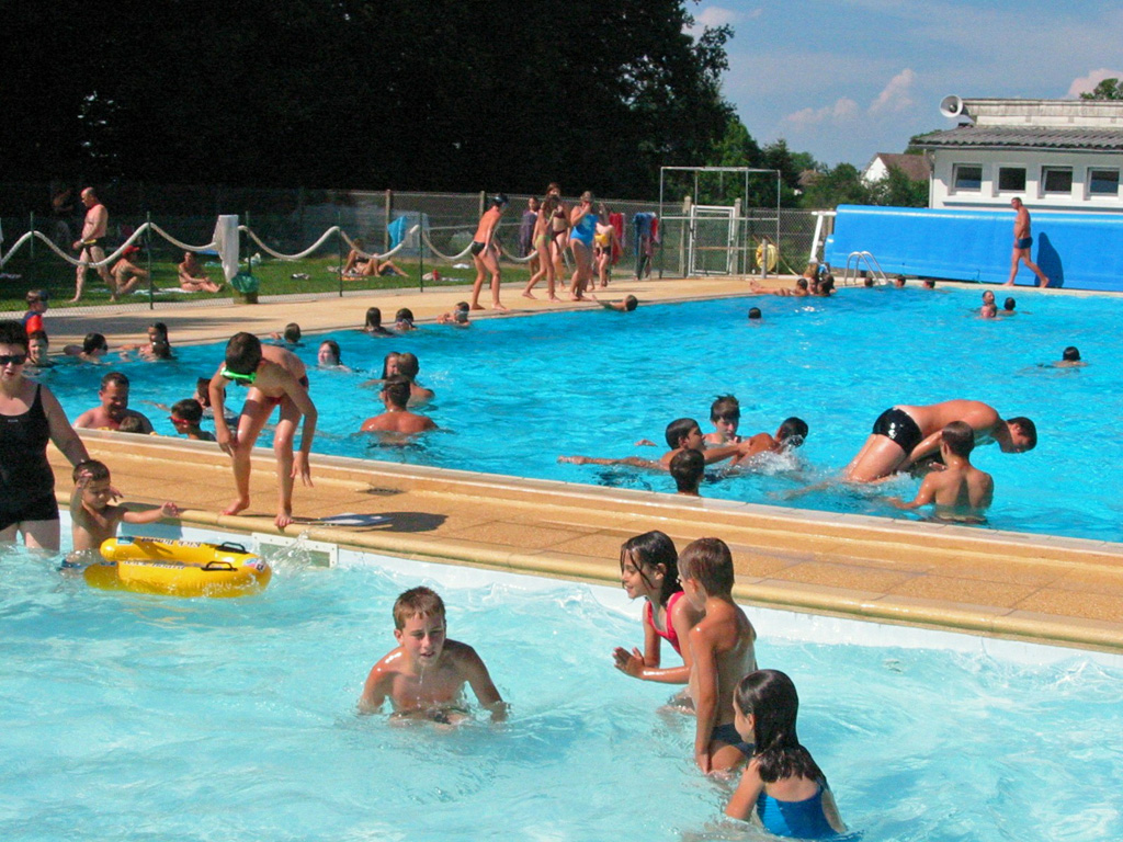 Piscine intercommunale d'été de Pompadour, Arnac-Pompadour - photo 2