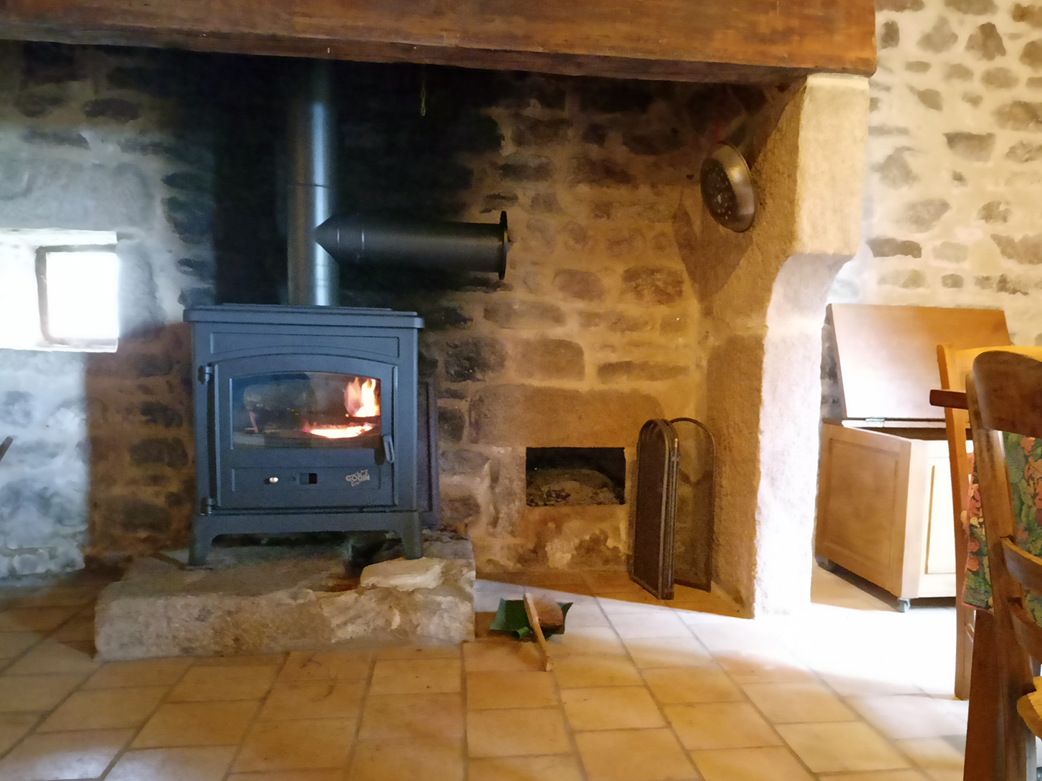 La Maison du Haut, Viam