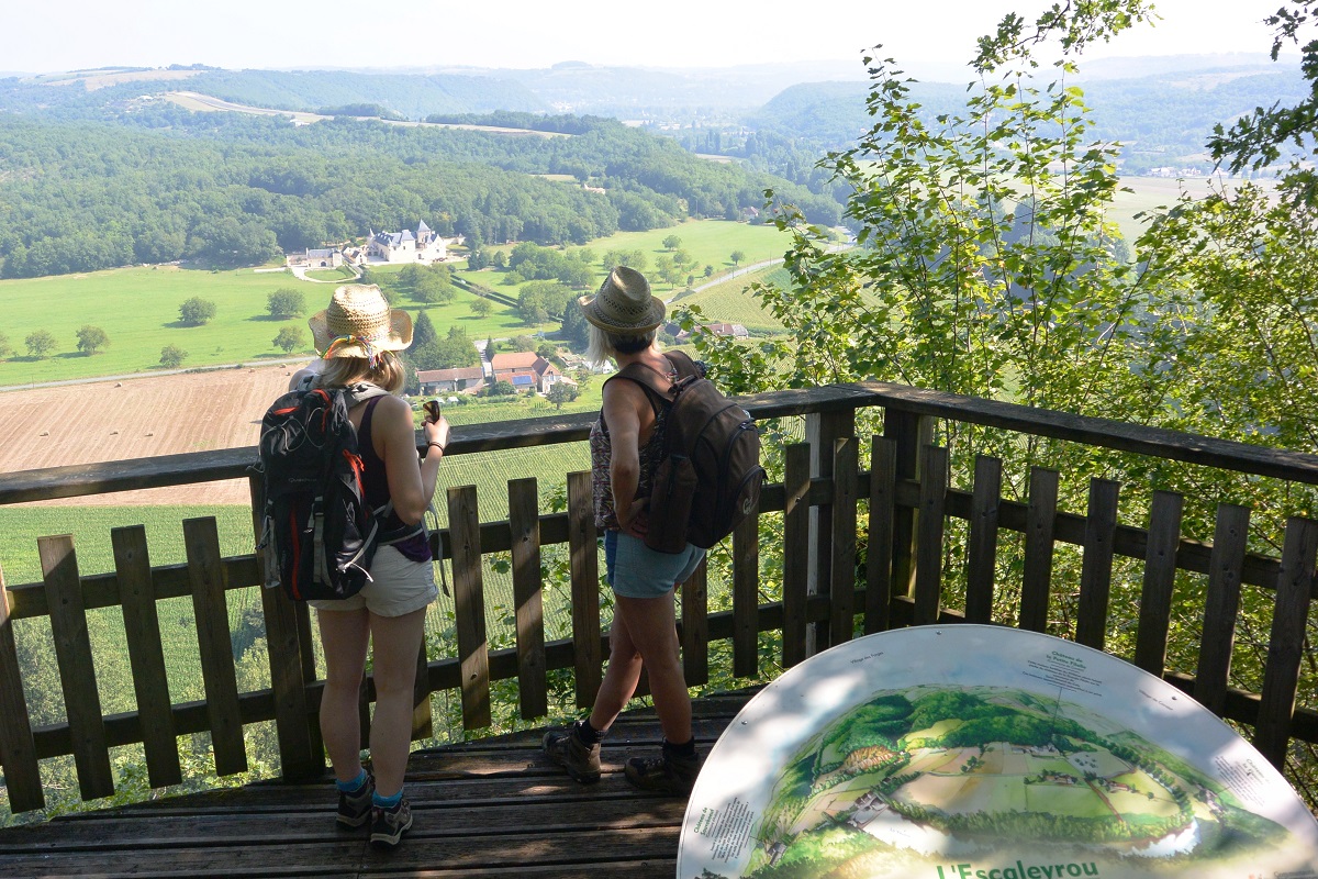 Point de vue sur la Vallée de la Vézère à l'escaleyrou, Condat-sur-Vézère