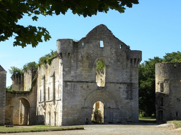 Sentier GR 48 : L'Isle Jourdain / Mauprévoir