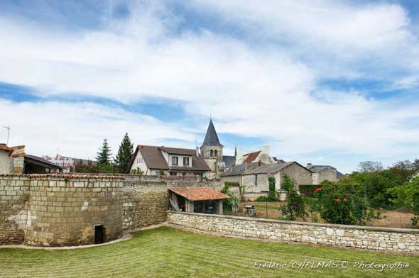 Sentier de la ville fortifiée de Mirebeau, Mirebeau - photo 2