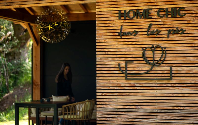 Home chic dans les près, Angoisse